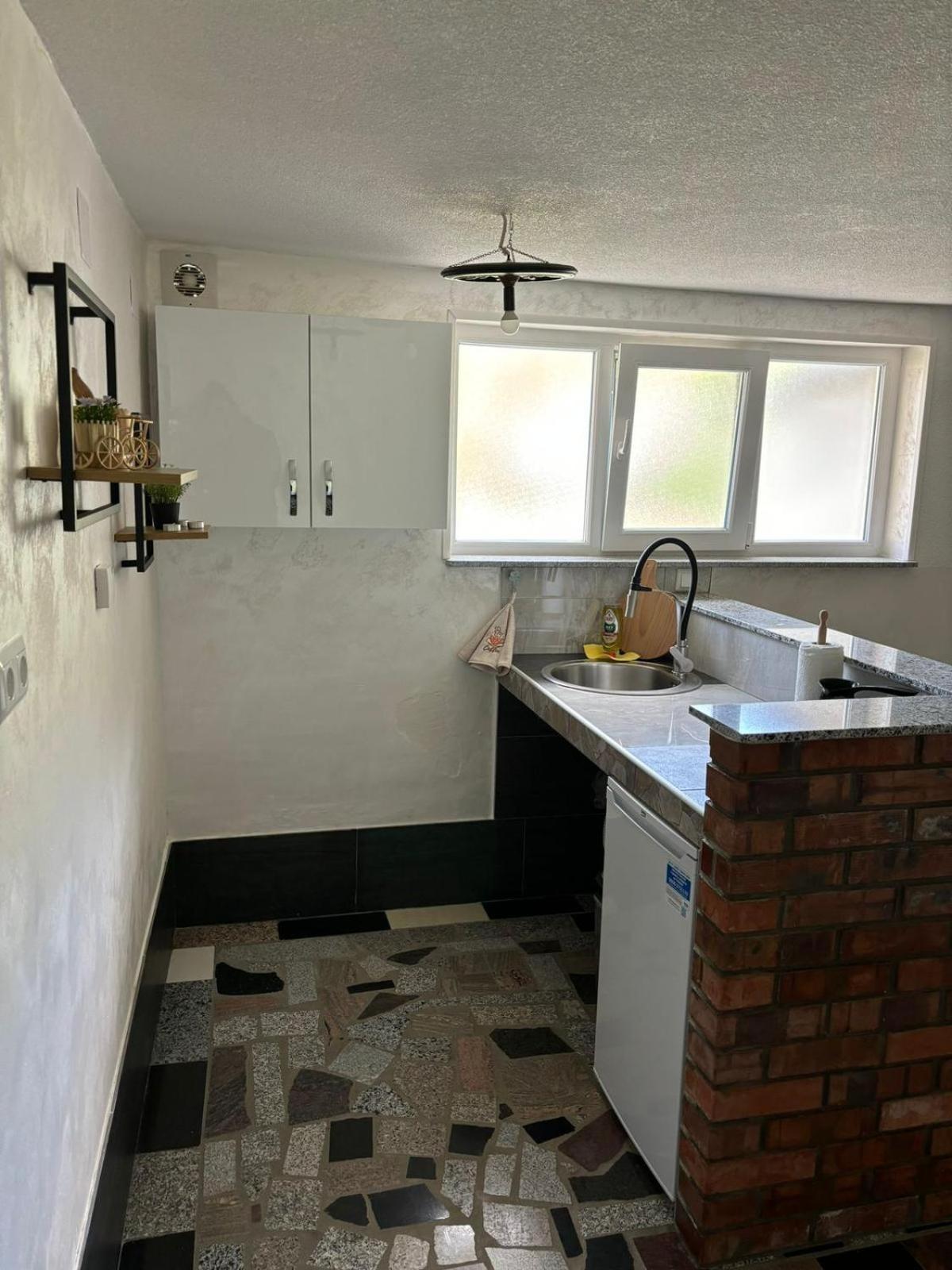 Studio Apartman Azra Кулен Вакуф Экстерьер фото