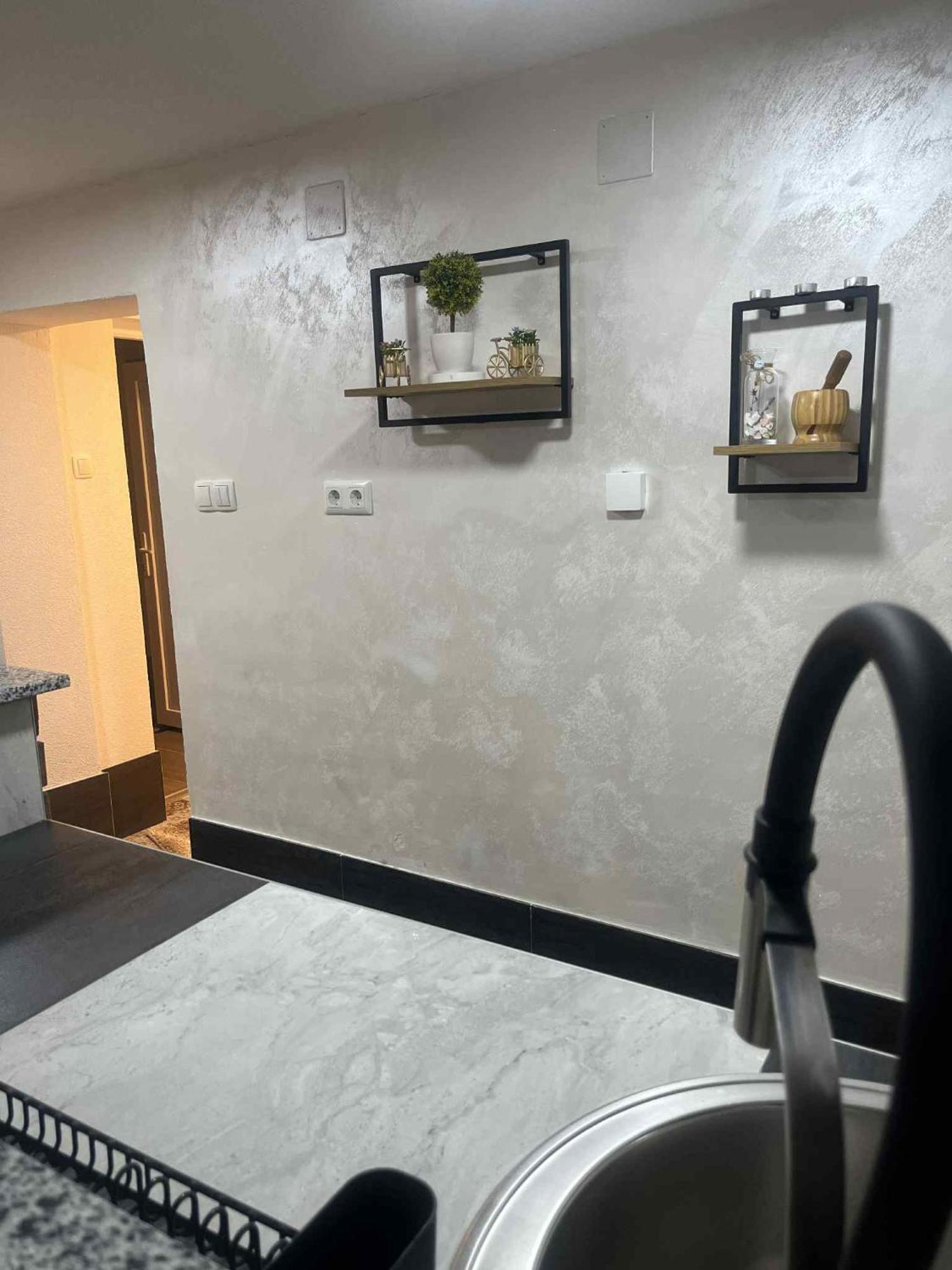 Studio Apartman Azra Кулен Вакуф Экстерьер фото